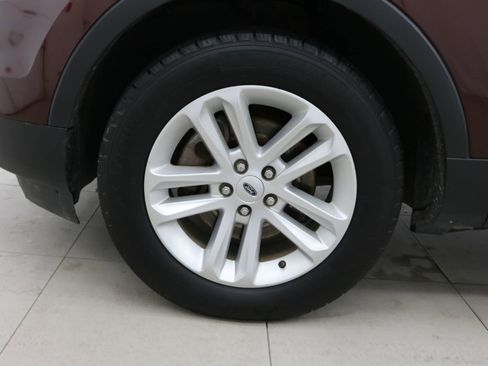 Used 2012 Ford Explorer XLT image 9