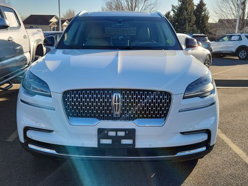 Used 2023 Lincoln Aviator Reserve w/ Equipment Group 201A image 2