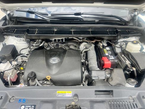 Used 2021 Toyota Highlander Platinum AWD/4WD image 38