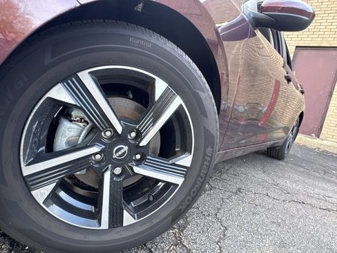New 2025 Nissan Sentra SV FWD image 29