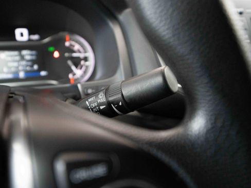 Used 2018 Honda Ridgeline Sport image 14