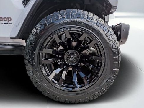 New 2026 Jeep Gladiator Rubicon AWD/4WD image 10
