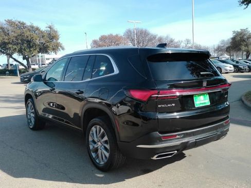 Used 2025 Buick Enclave Preferred image 13
