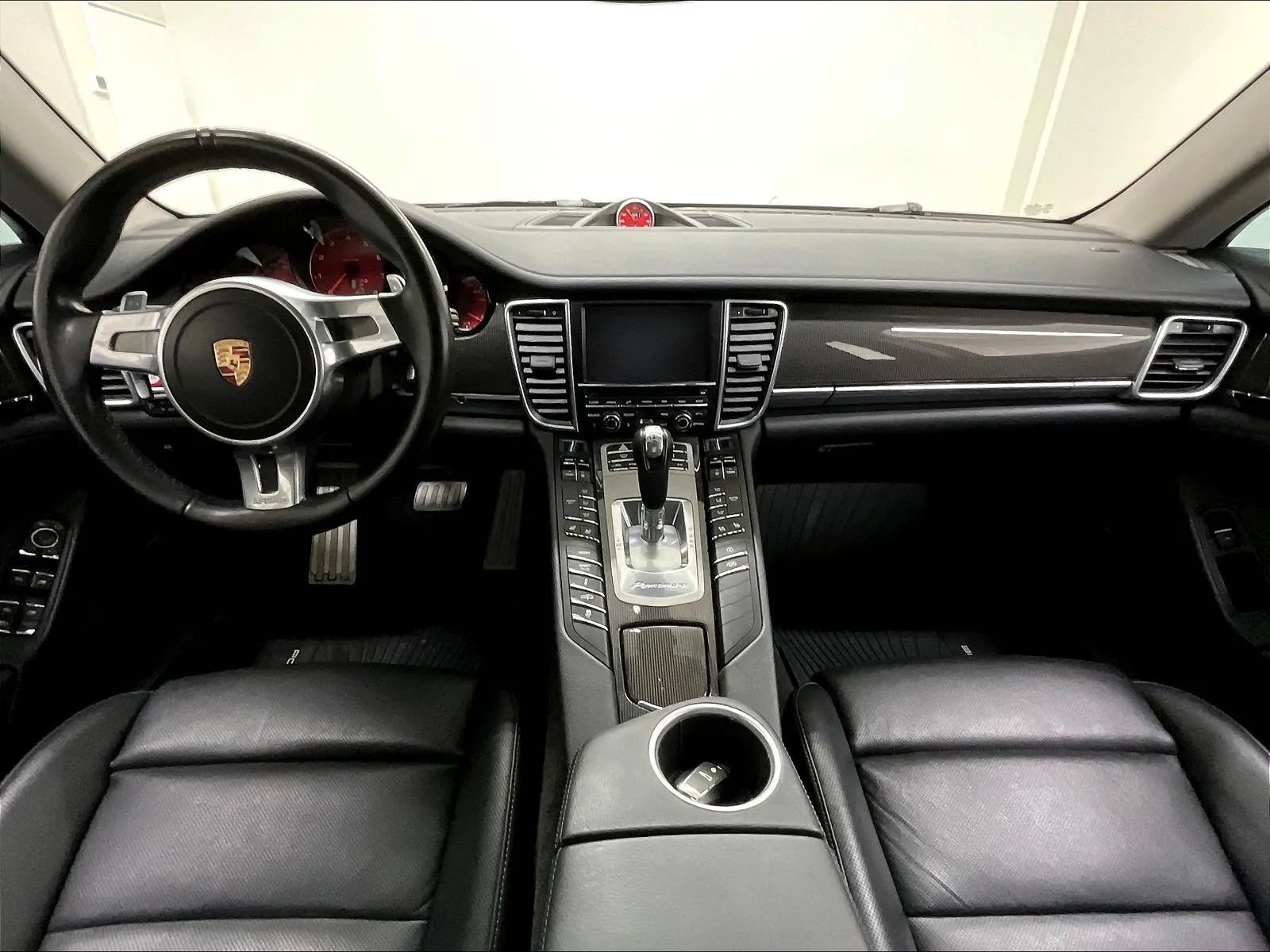Used 2015 Porsche Panamera 4S AWD/4WD image 2