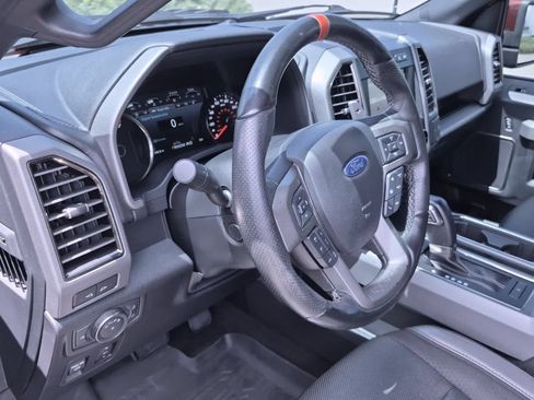 Used 2019 Ford F150 Raptor w/ Equipment Group 802A Luxury AWD/4WD image 10