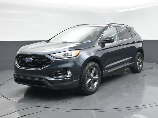 Certified 2022 Ford Edge SEL w/ Sport Appearance Package AWD/4WD image 4