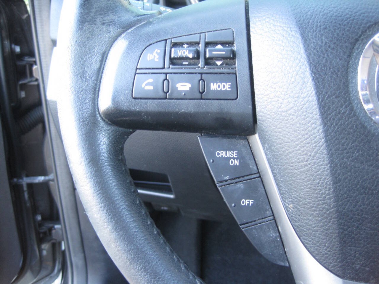 Used 2013 MAZDA MAZDA3 i Touring FWD image 34
