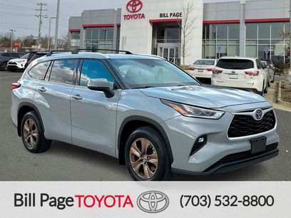 Used 2022 Toyota Highlander Bronze Edition