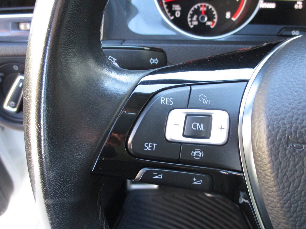 Used 2019 Volkswagen Golf Alltrack S AWD/4WD image 31