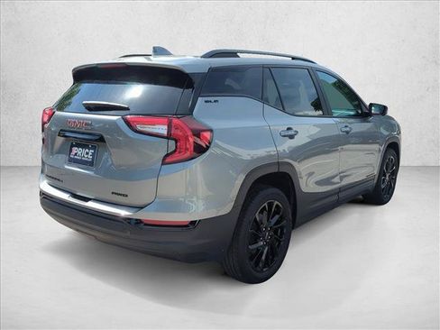 Used 2024 GMC Terrain SLE w/ Driver Convenience Package AWD/4WD image 5