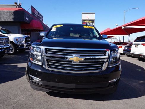 Used 2016 Chevrolet Suburban LTZ image 5