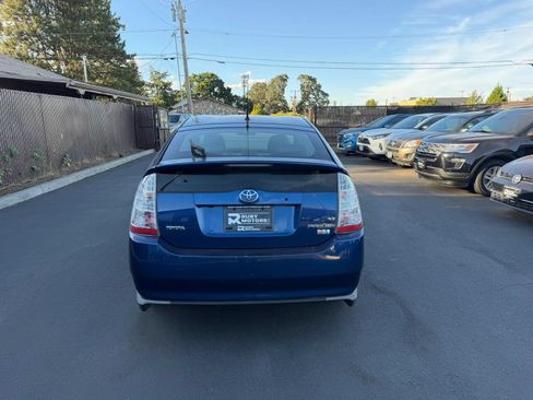 Used 2009 Toyota Prius w/ Pkg 2 FWD image 6
