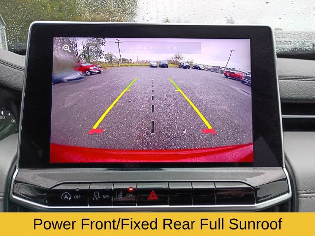 Used 2023 Jeep Compass Limited w/ Sun and Sound Group AWD/4WD image 16