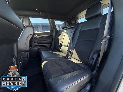 Used 2022 Jeep Grand Cherokee Laredo X image 25