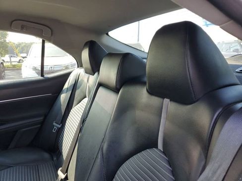 Used 2024 Toyota Camry SE FWD image 9