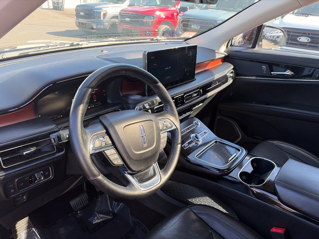 Used 2022 Lincoln Nautilus Reserve w/ Monochromatic Package AWD/4WD image 21
