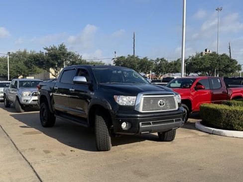 Used 2012 Toyota Tundra Limited w/ Memory Pkg AWD/4WD image 3