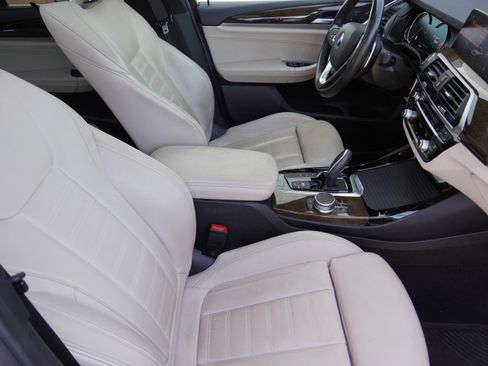 Used 2019 BMW X3 xDrive30i w/ Executive Package AWD/4WD image 12