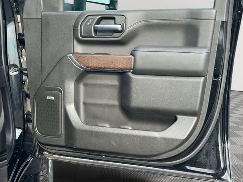 Certified 2023 GMC Sierra 2500 Denali w/ Denali Ultimate Package image 26