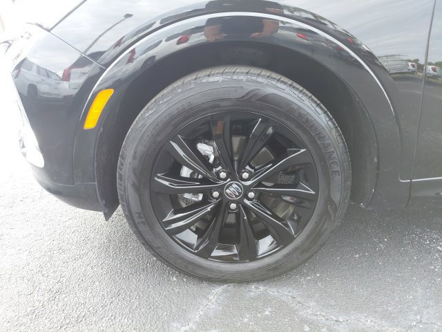 Used 2024 Buick Envista Sport Touring w/ Convenience I Package FWD image 13
