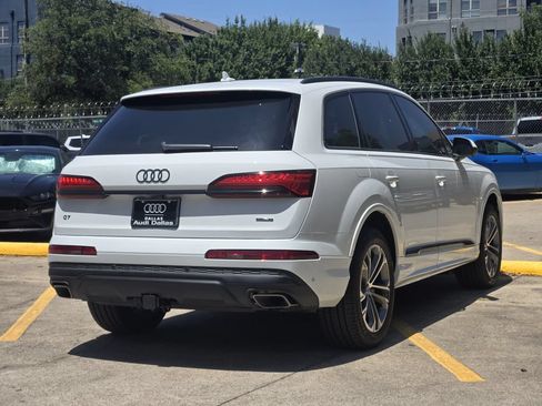 New 2026 Audi Q7 2.0T Premium AWD/4WD image 8