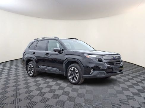 Used 2026 Subaru Forester Premium AWD/4WD image 4