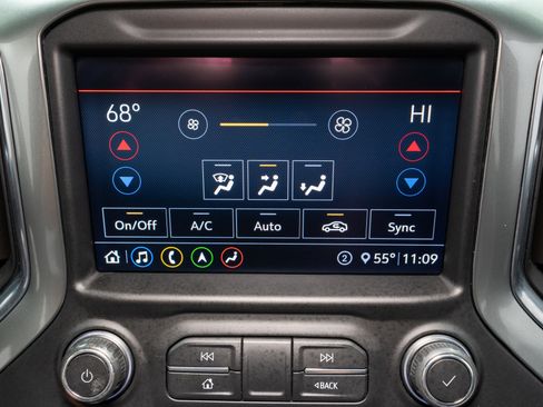 Used 2020 Chevrolet Silverado 2500 LTZ w/ Technology Package image 25