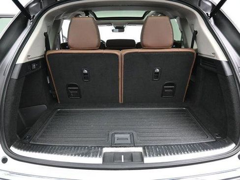 Used 2025 Acura MDX SH-AWD w/ Advance Package image 37