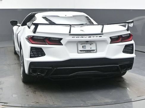 New 2027 Chevrolet Corvette Stingray Coupe w/ 1LT RWD image 16