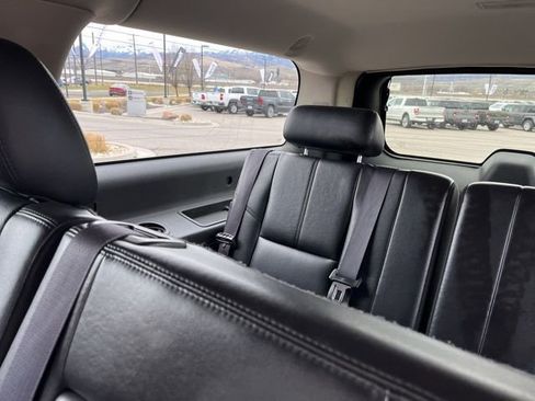 Used 2011 Chevrolet Suburban LT image 18