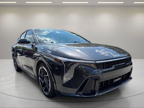 Used 2025 Kia K4 GT-Line w/ GT-Line Premium Package FWD image 23