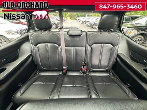 Used 2022 Jeep Wagoneer Series II w/ Premium Group I AWD/4WD image 15