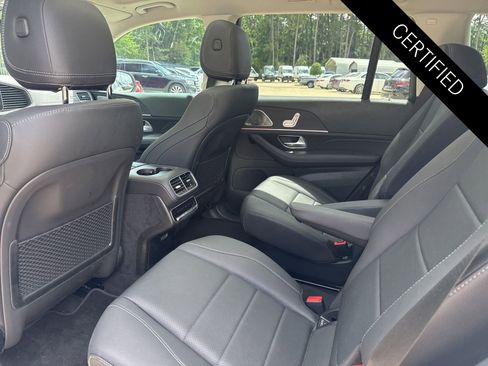 Certified 2026 Mercedes-Benz GLS 450 4MATIC image 10