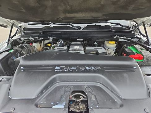 Used 2019 RAM 2500 Laramie AWD/4WD image 37