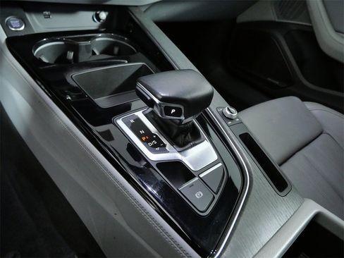 Used 2022 Audi A5 2.0T Premium Plus w/ Premium Plus image 18