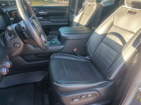 Used 2023 GMC Sierra 1500 AT4X image 11