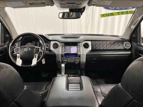 Used 2018 Toyota Tundra Platinum AWD/4WD image 2
