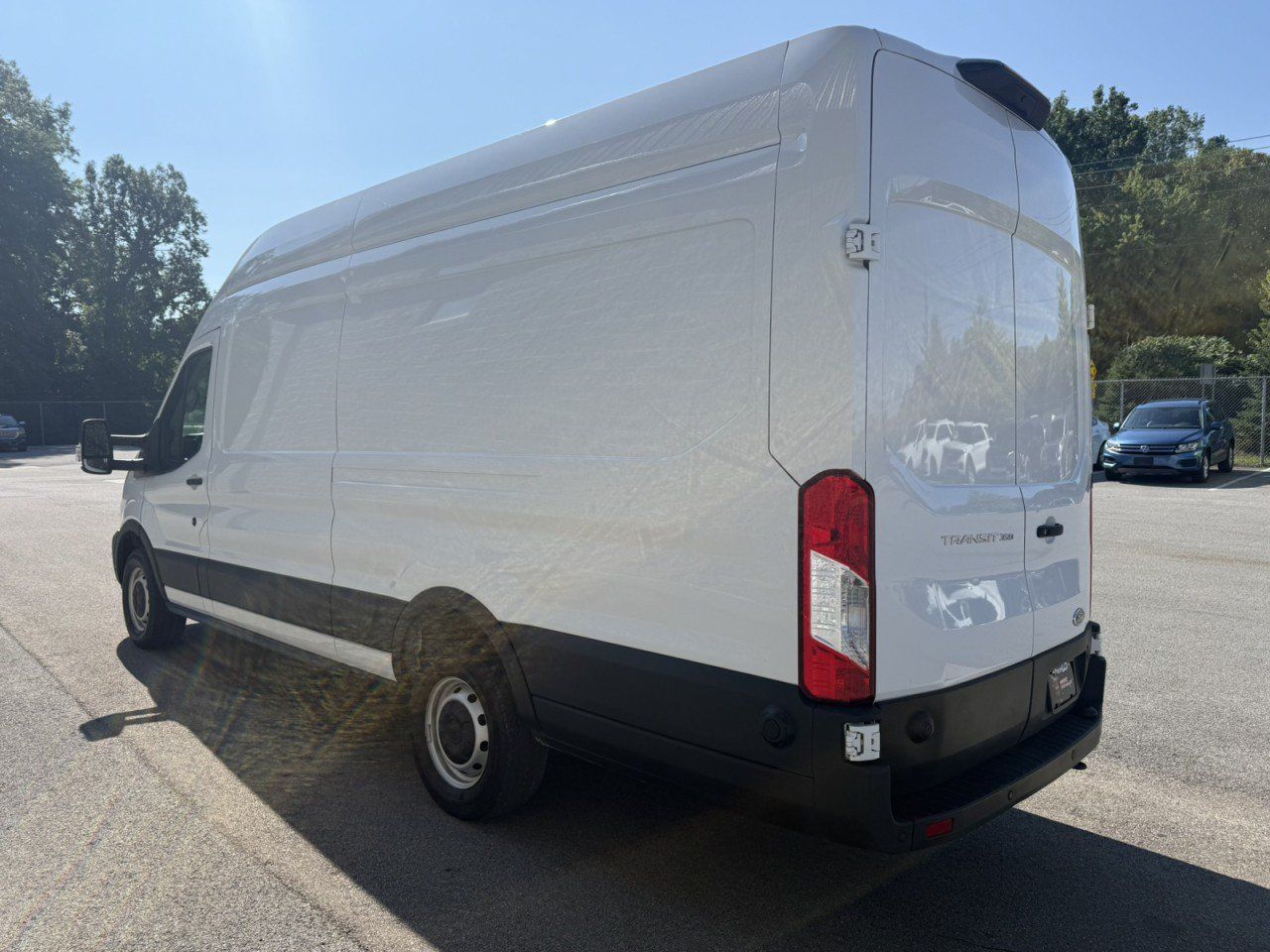 Used 2025 Ford Transit 350 148 High Roof Extended w/ Load Area Protection Package RWD image 5