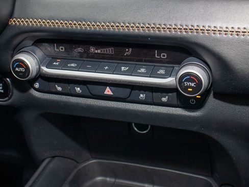 Used 2024 MAZDA CX-50 AWD 2.5 Turbo w/ Cargo Package image 23