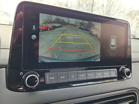 Certified 2022 Hyundai Kona Limited image 24