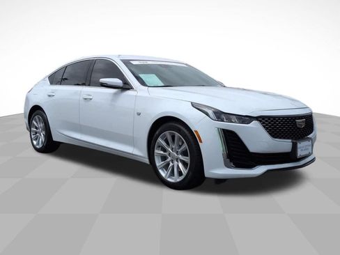 Certified 2022 Cadillac CT5 Luxury w/ Cold Weather Package AWD/4WD image 3
