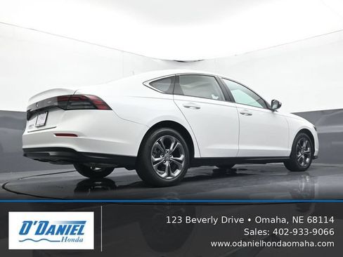 Used 2023 Honda Accord EX image 12