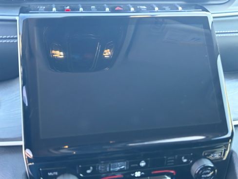 Used 2023 Jeep Grand Cherokee Limited w/ Trailer Tow Prep Group (B) image 26