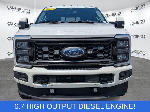 Used 2023 Ford F250 Lariat w/ Lariat Ultimate Package AWD/4WD image 2