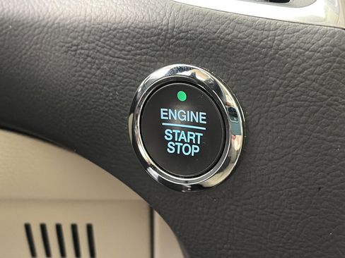 Used 2023 Ford Edge Titanium w/ Class II Trailer Tow Package image 23