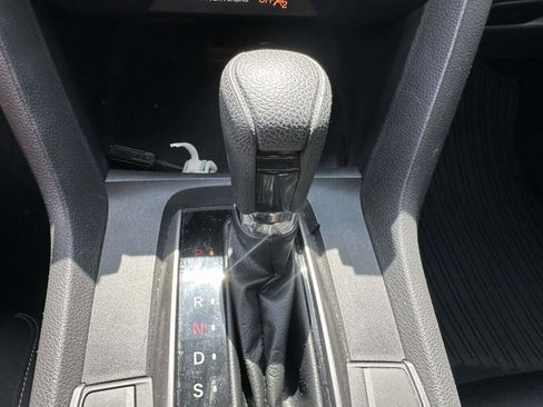 Used 2019 Honda Civic LX image 21