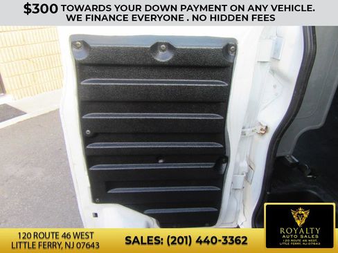Used 2017 Chevrolet Express 2500 image 26