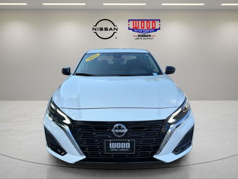 Certified 2025 Nissan Altima 2.5 S FWD image 6