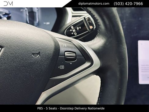 Used 2013 Tesla Model S Performance RWD image 31