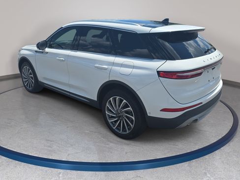 Certified 2024 Lincoln Corsair Reserve w/ Equipment Group 202A AWD/4WD image 7
